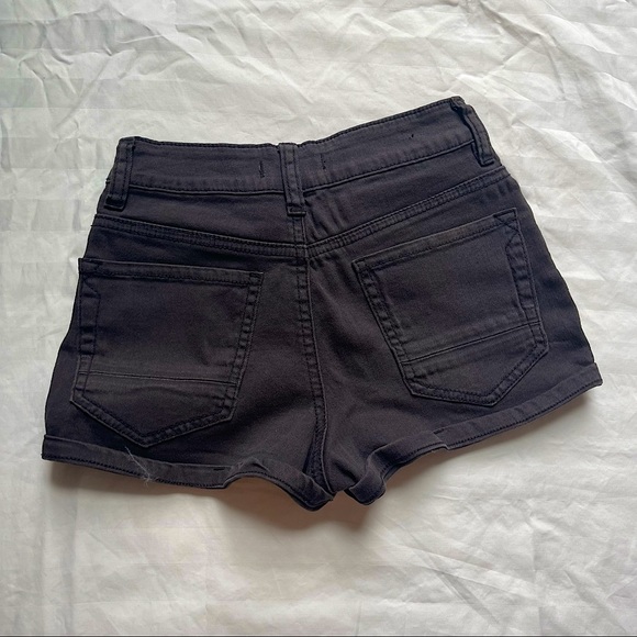 Kendall & Kylie Super High Rise  Black Denim Shorts. SIZE 00. - Picture 2 of 6